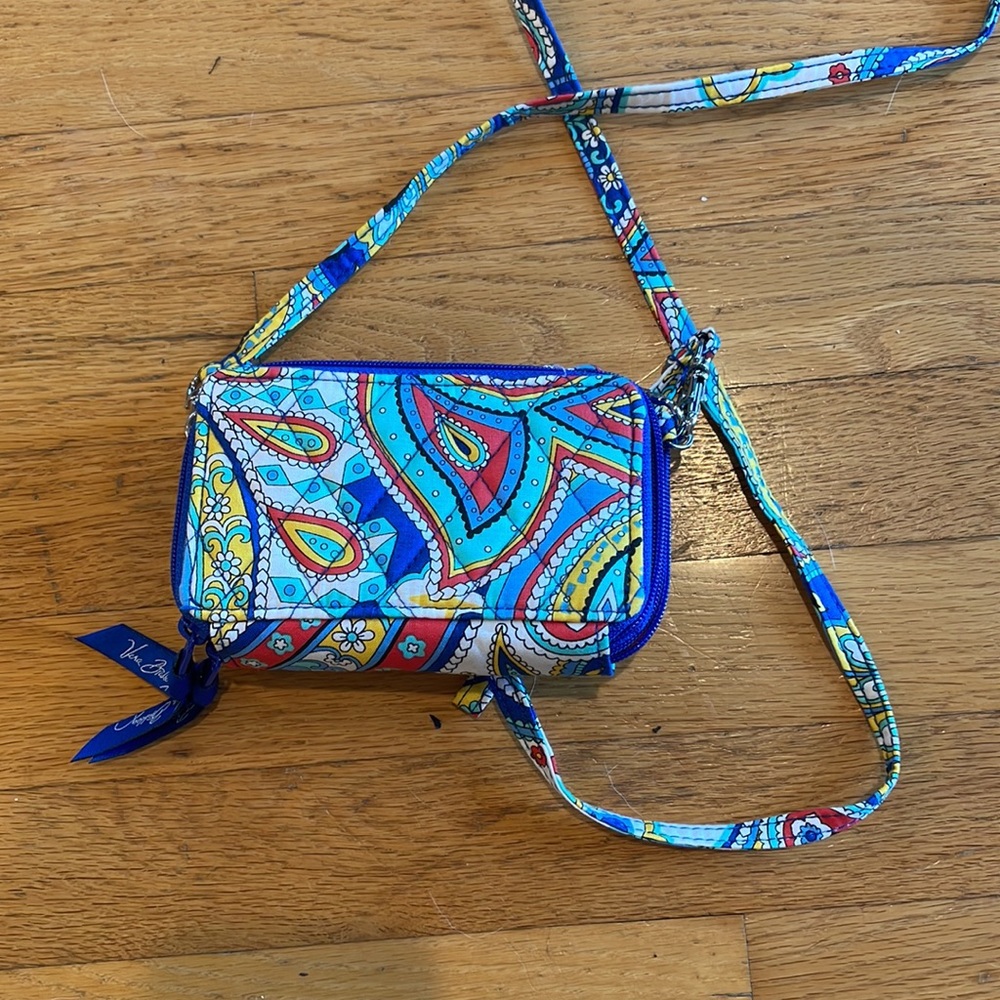 Vera Bradley Crossbody Wallet/wristlet - Picture 2 of 8